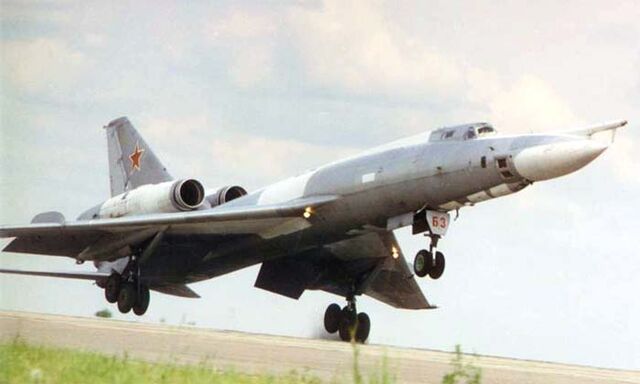 File:Tu-22K (2).jpg