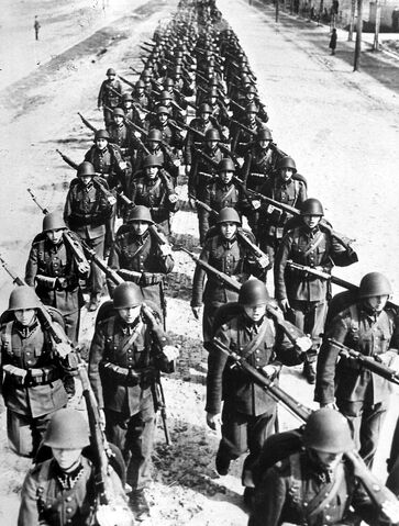 File:Canadian infantry.jpg