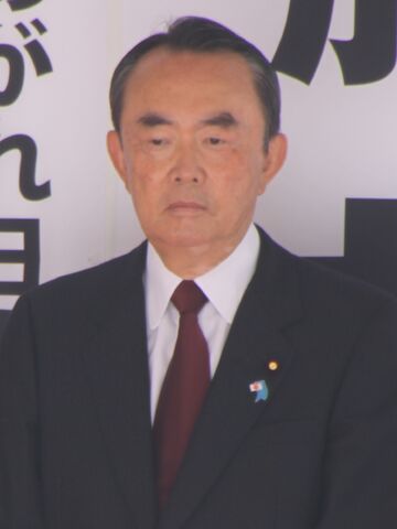 File:Takeo Hiranuma0624 cropped.jpg