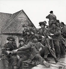 Canadian paratroopers