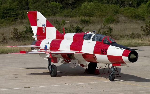 File:Mig21 kockasti.jpg