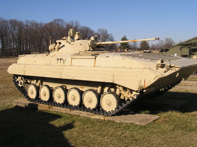 File:BMP-2 side.jpg