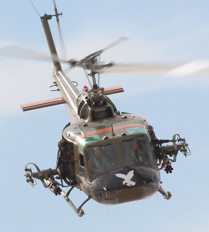 File:Uh1Gunship07.jpg