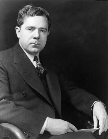 File:Huey-long-memorial-picture.jpg