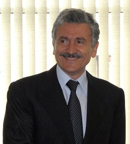 File:Massimo D'Alema.jpg