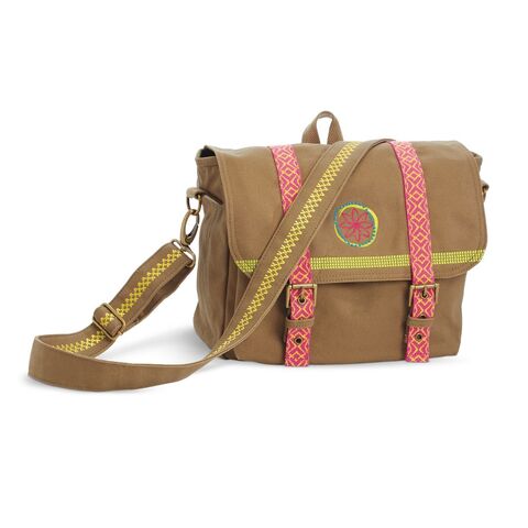 File:LeaMessengerBag girls.jpg