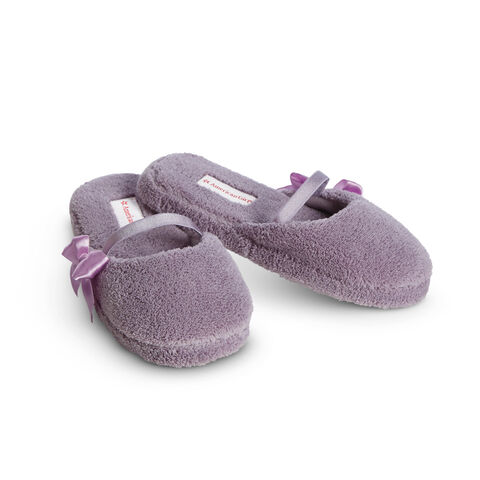 File:IsabelleSlippers.jpg