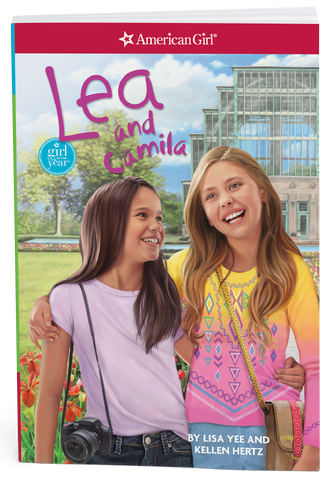 File:LeaAndCamila.png