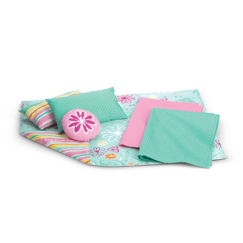 File:DreamyBedding.jpg