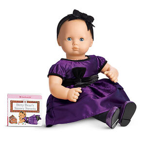 PrettyInPurpleOutfit
