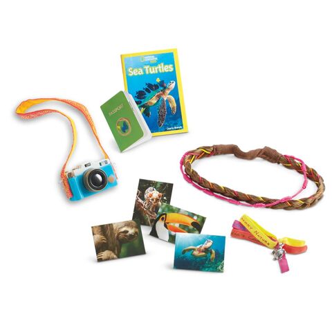 File:LeaAccessories.jpg