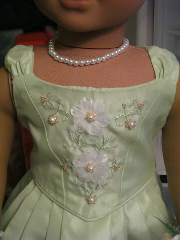 File:Flowerbodicecloseup.jpg