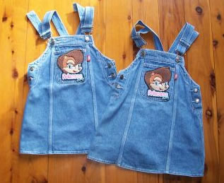 File:Sally dresses.jpg