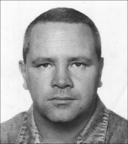File:Wade Frankum.jpg