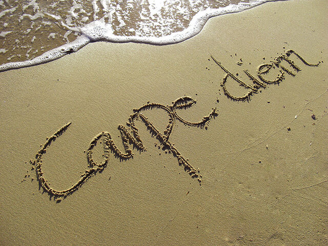 Archivo:Carpe-diem-arena-playa.jpg