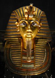 Tutankhamun-mask.jpg