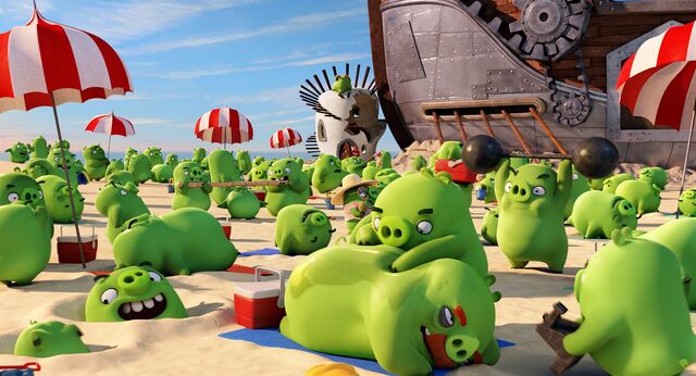 File:Abmoviepigs.jpg