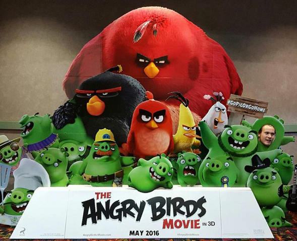 File:AngryBirdsMovieGoPigOrGoHome.png