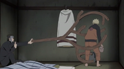Yamato restrains Naruto