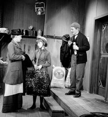 Anne1956-01