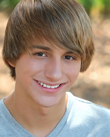 File:Lucas-Cruikshank.jpg