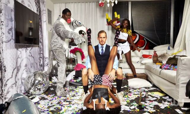 File:Mikey Heverly Fierce-a-gram shoot.jpg