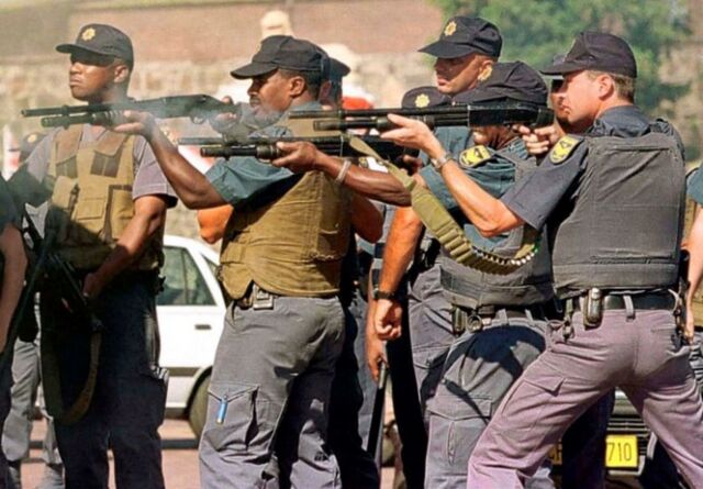 File:Malen-Army-Shotguns.jpg
