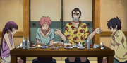 Tsubaki les ofrece comida.png