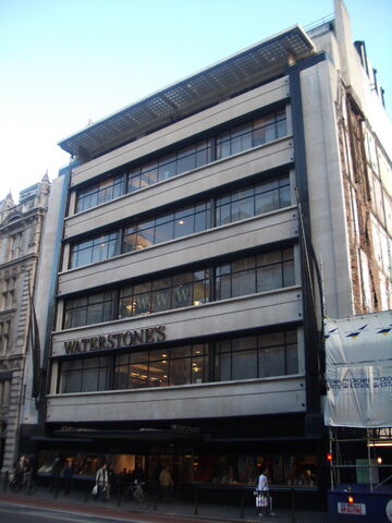 File:Simpsons of Piccadilly 2005.jpg
