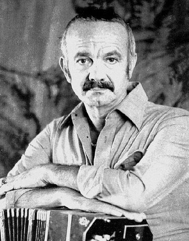 Archivo:Astor Piazzolla.jpg