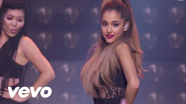 File:IHeartAriana7.jpg