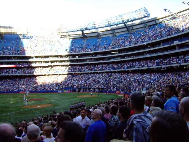 File:Rogers Centre-1195683664-682.jpg