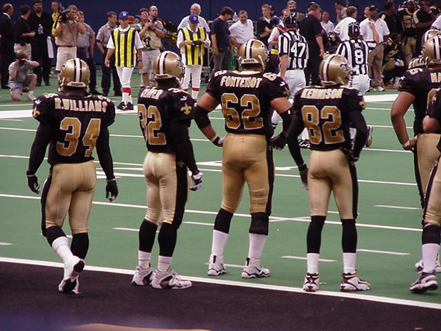 File:1188781391 No saints.jpg