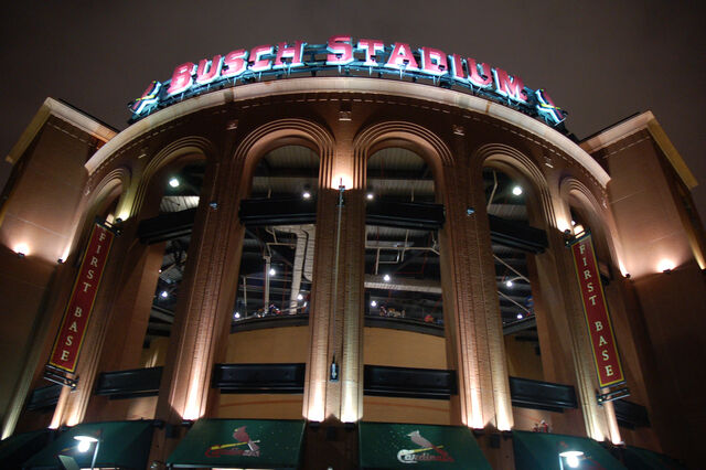 File:Busch Stadium-1195659606-689.jpg