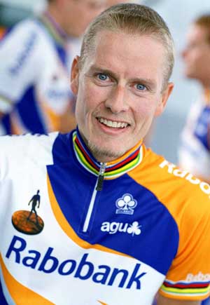 File:Rfyghj.jpg