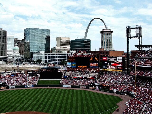 File:Busch Stadium-1195659566-696.jpg