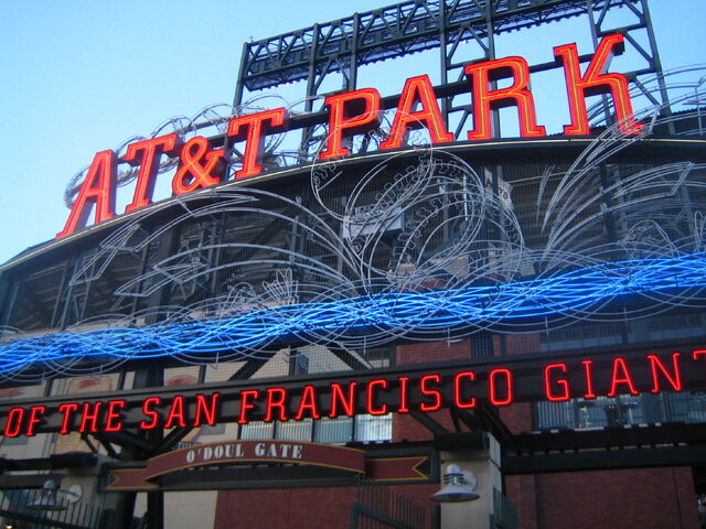 File:AT&T Park-1195657315-709.jpg