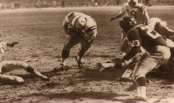 File:Ameche TD Colts.jpg