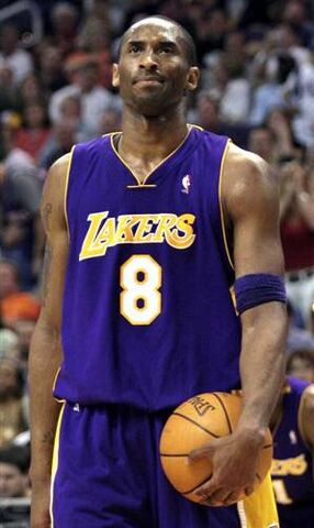 File:1187196895 060426 kobebryant vmed 1230.widec-1-.jpg