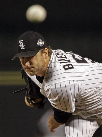 File:MarkBuehrle.jpg