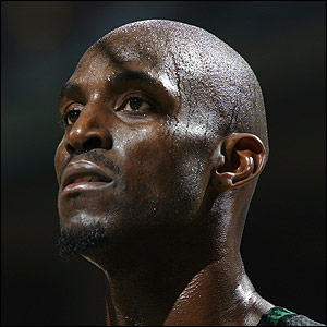 File:Garnett 300 060110.jpg