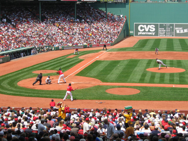 File:Fenway Park-1195665980-604.jpg