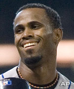 File:Josereyessmiley.jpg
