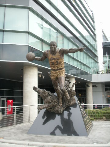 File:Staples Center-1196098368-498.jpg