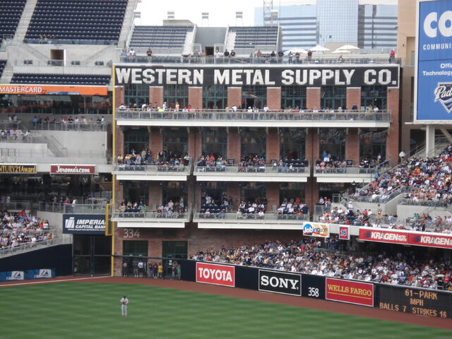 File:San Diego Padres-1199766496-983.jpg