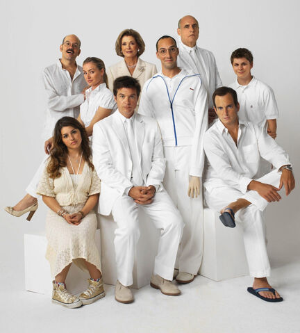 File:Bluth Family white.jpg