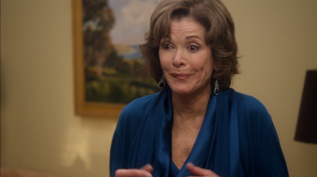 File:4x10 Queen B. (66).png