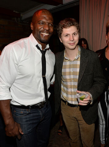 File:2013 Netflix S4 Premiere - Terry and Michael 01.jpg