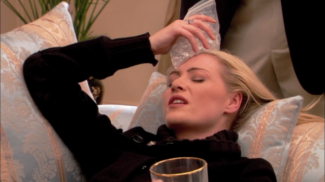 File:1x11 Public Relations (16).png