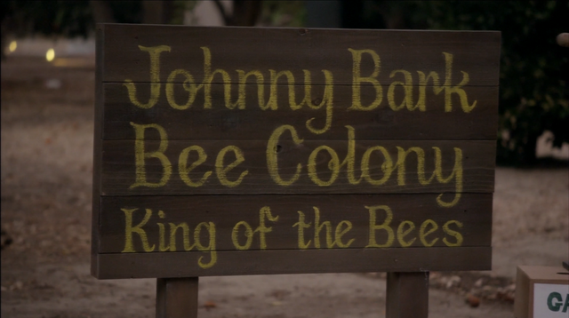 File:4x07 Colony Collapse (136).png